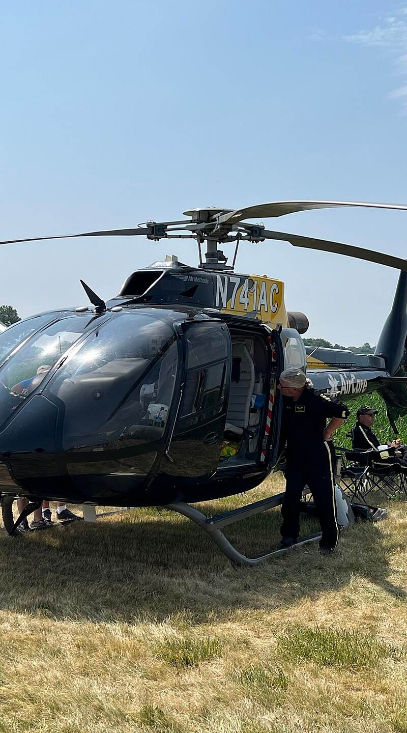 N741AC - Helicopter