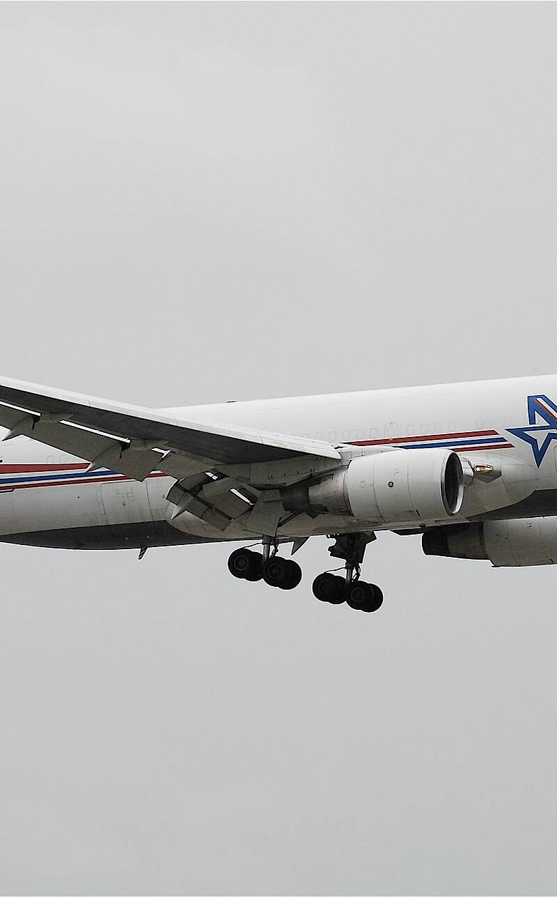 N741AX - Twin-engine aircraft