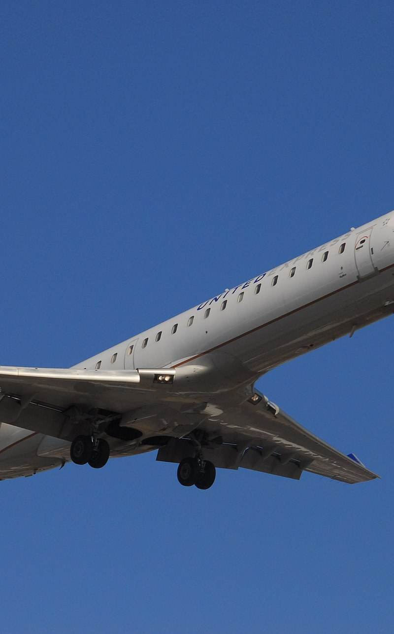 N743SK - Bombardier