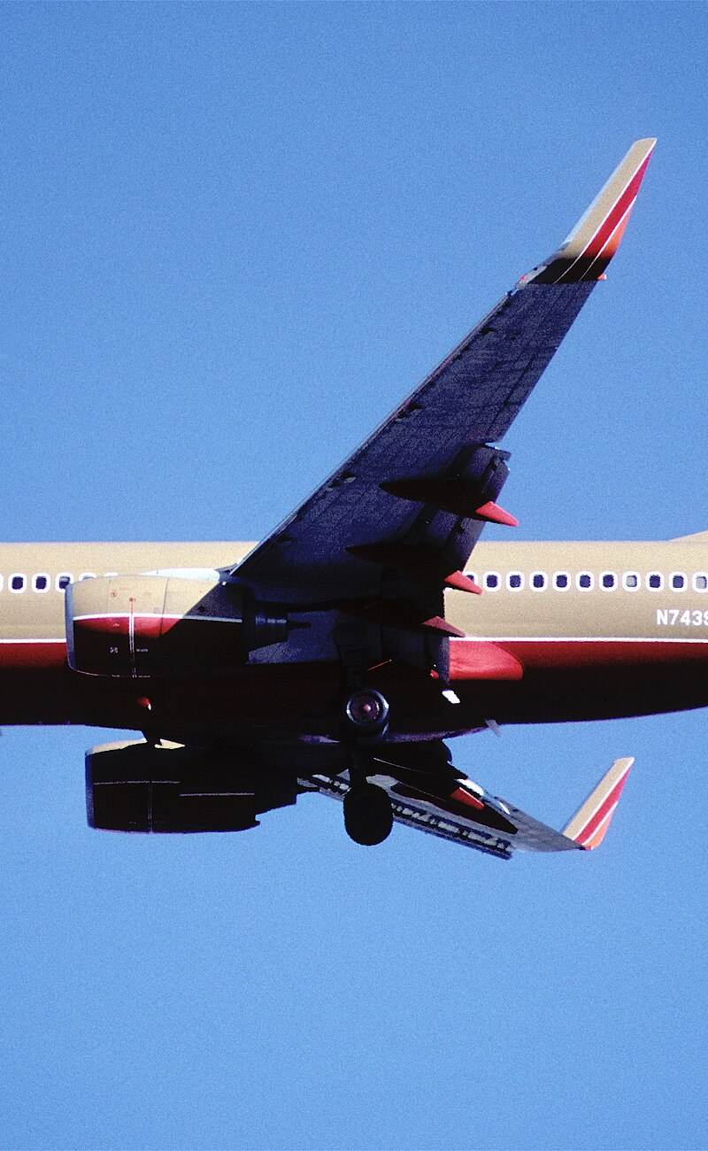 N743SW - Boeing