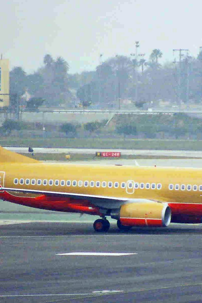 N743SW - Boeing