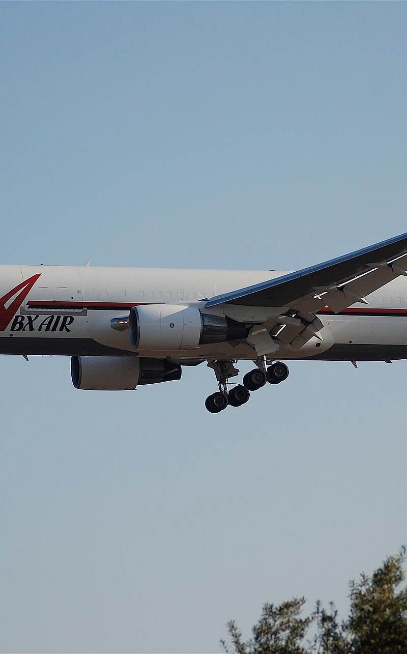 N744AX - Twin-engine aircraft