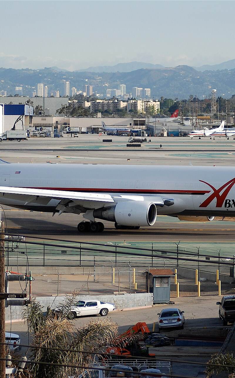 N744AX - Twin-engine aircraft