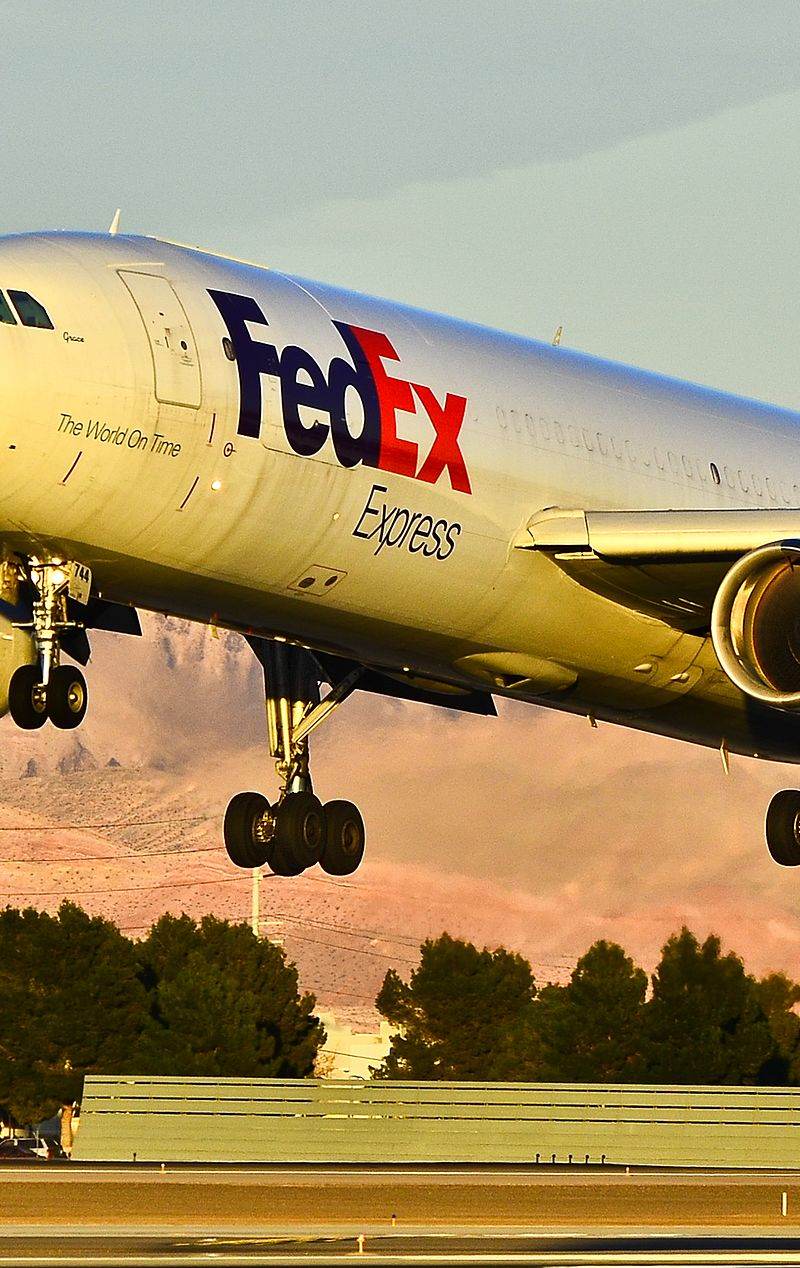 N744FD - Twin-engine aircraft