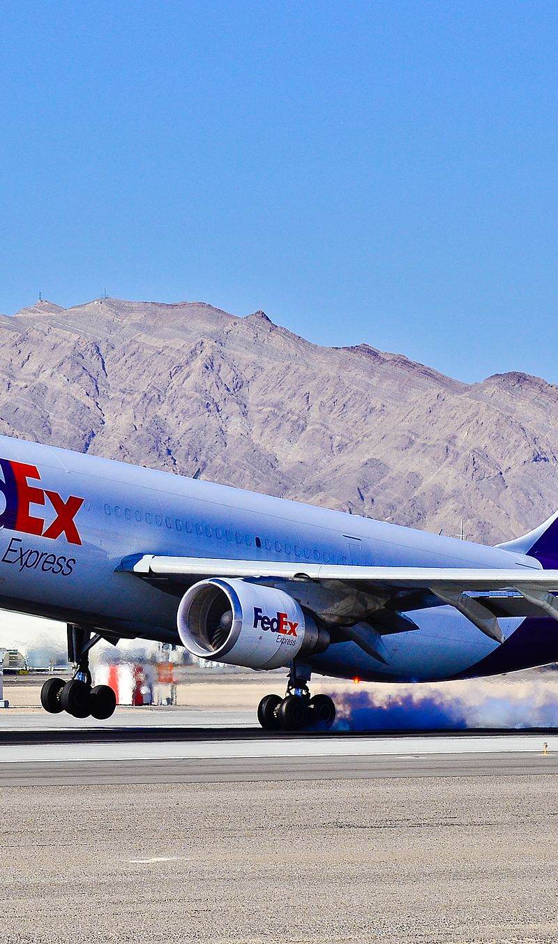 N744FD - Twin-engine aircraft
