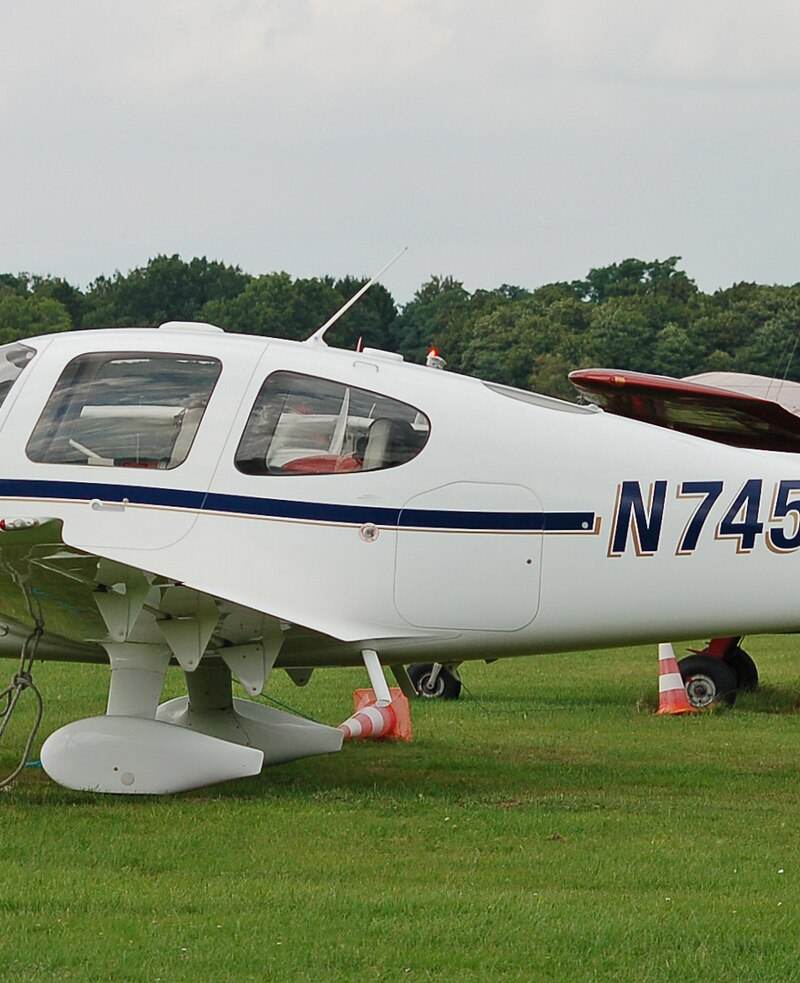 N745AJ - Cirrus