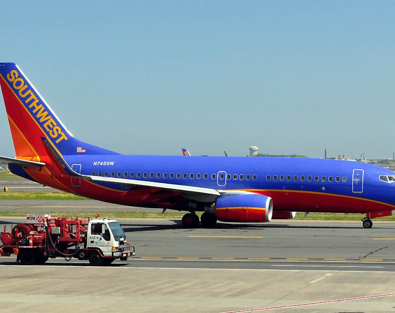N745SW - Boeing