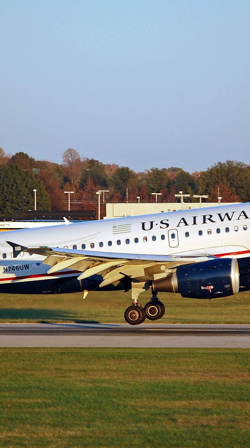 N746UW - Airbus