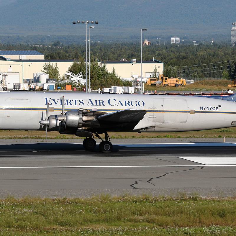 N747CE - Douglas