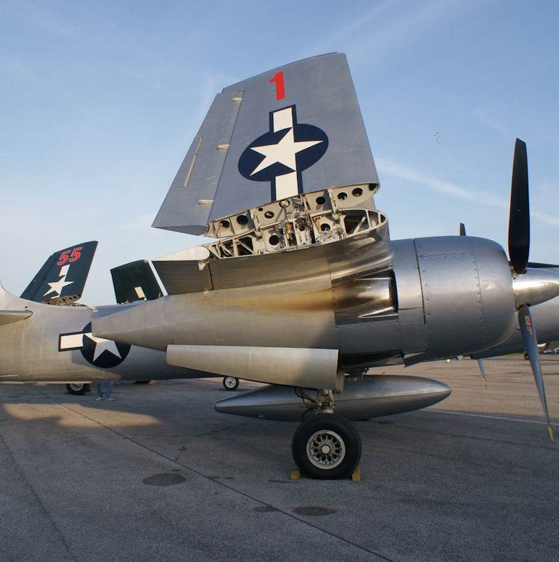 N747MX - Warbird
