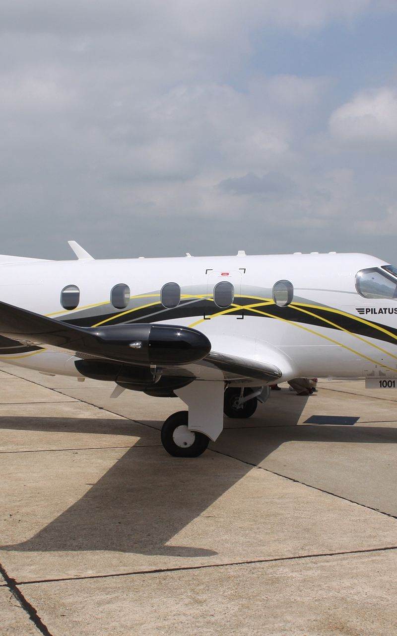 N77SD - Pilatus