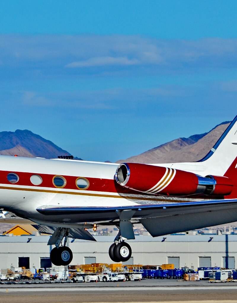 N748MN - Business jet