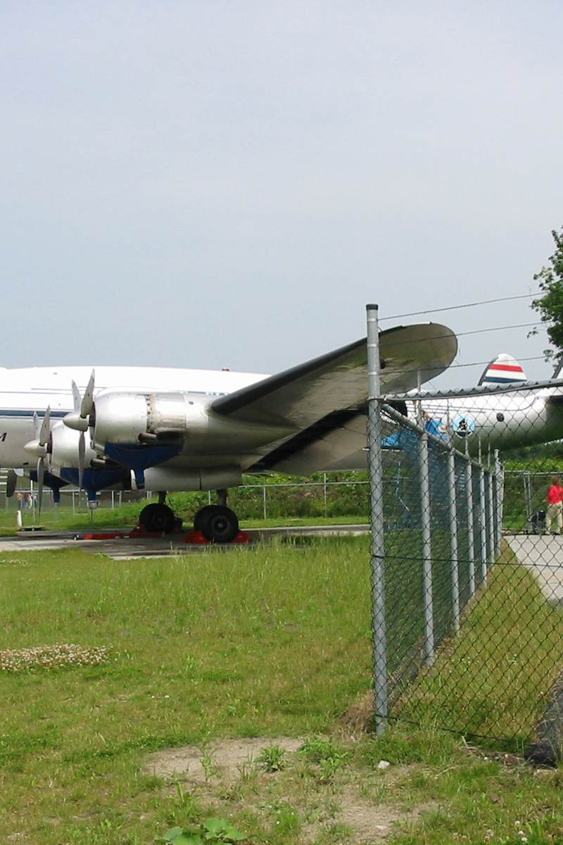 N749NL - Lockheed