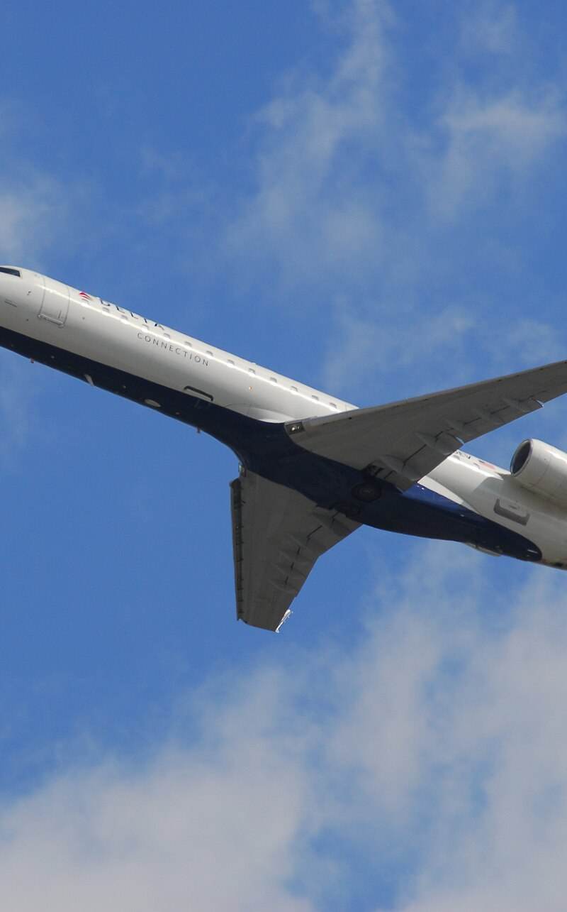N750EV - Twin-engine aircraft