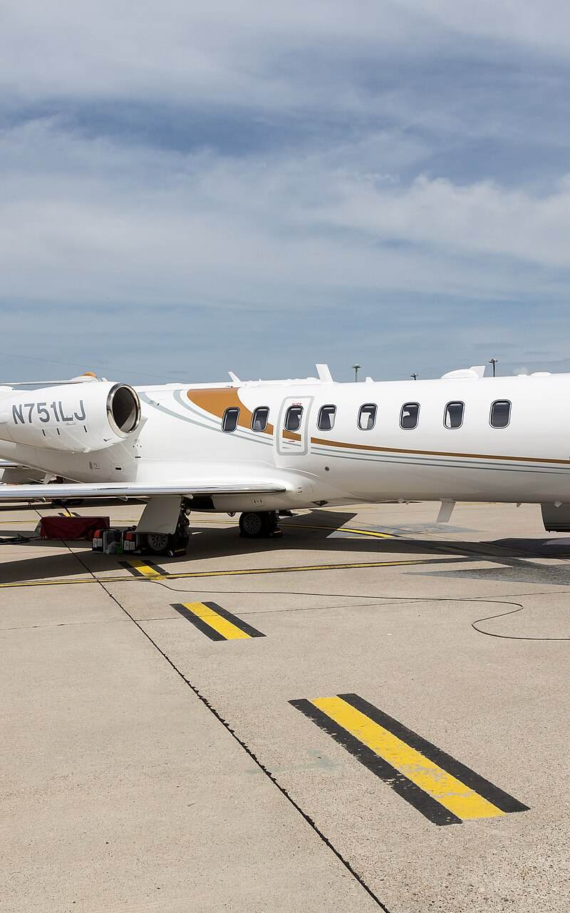 N751LJ - Bombardier