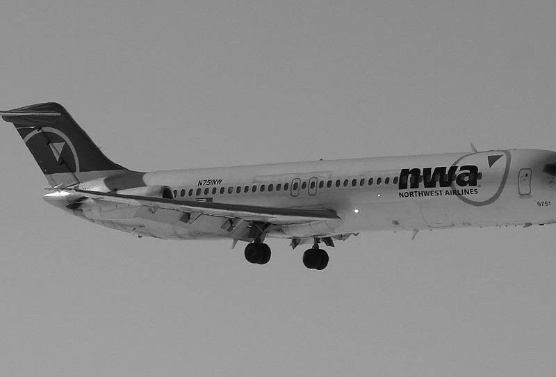 N751NW - Douglas