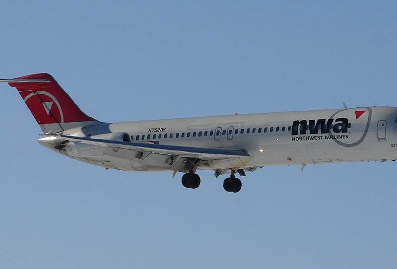 N751NW - Douglas