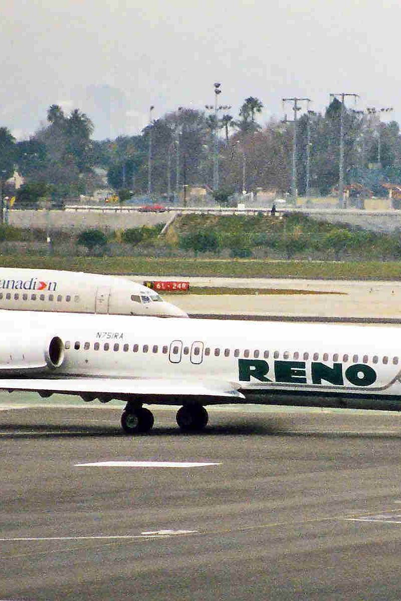 N751RA - Douglas