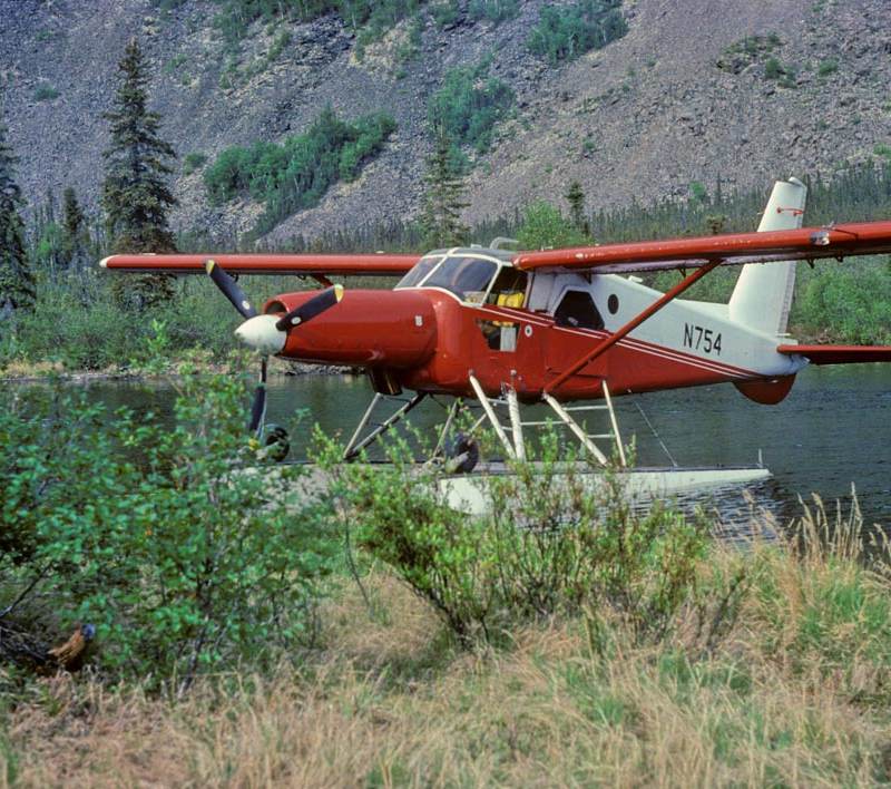 N754 - Floatplane