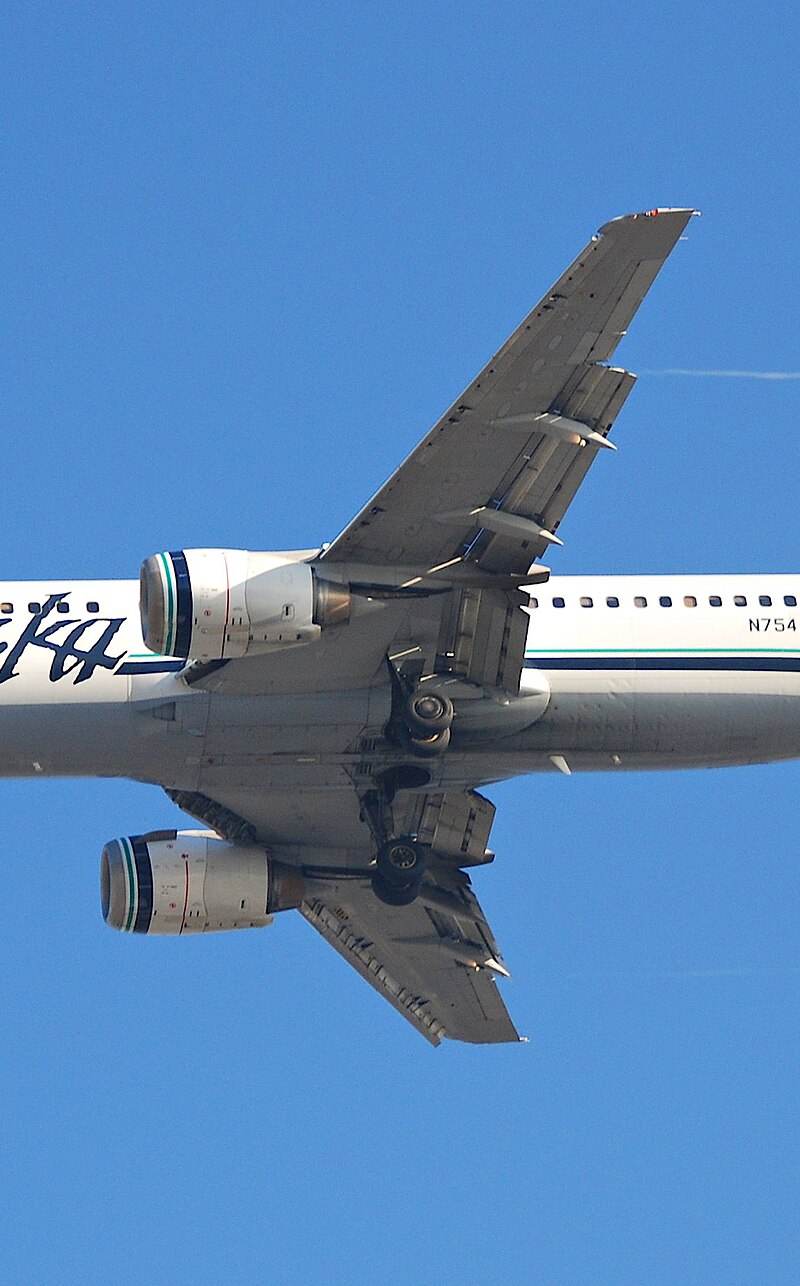 N754AS - Twin-engine aircraft