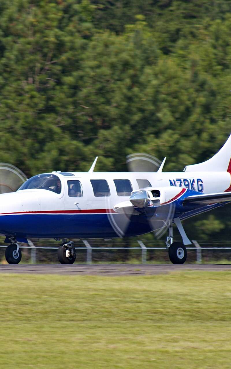 N79KG - Piper