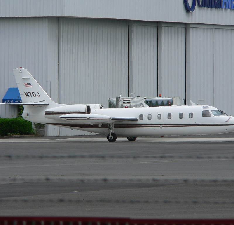N7DJ - Business jet