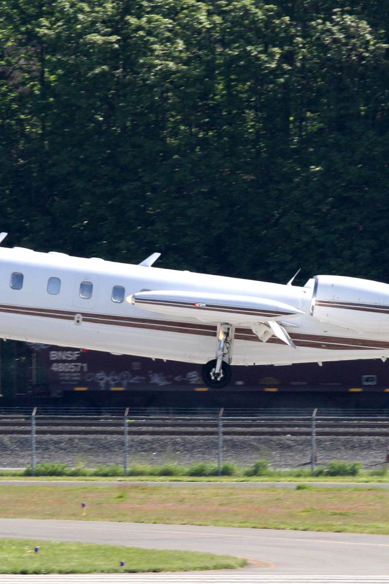 N7DJ - Business jet