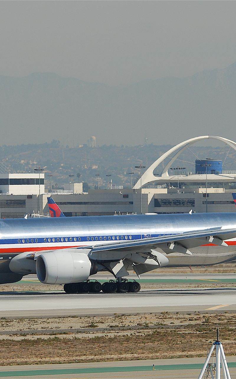 N755AN - Twin-engine aircraft