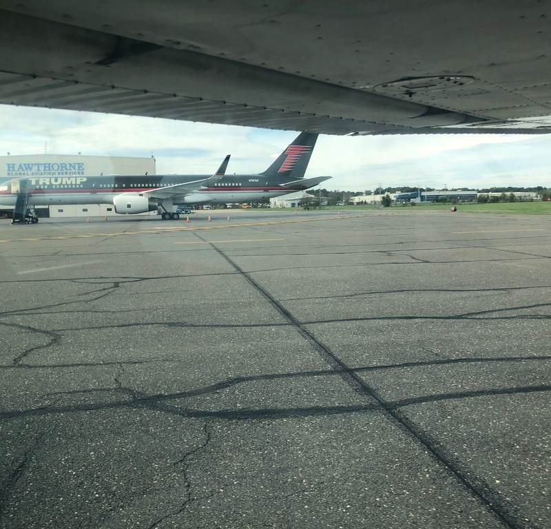 N757AF - Twin-engine aircraft