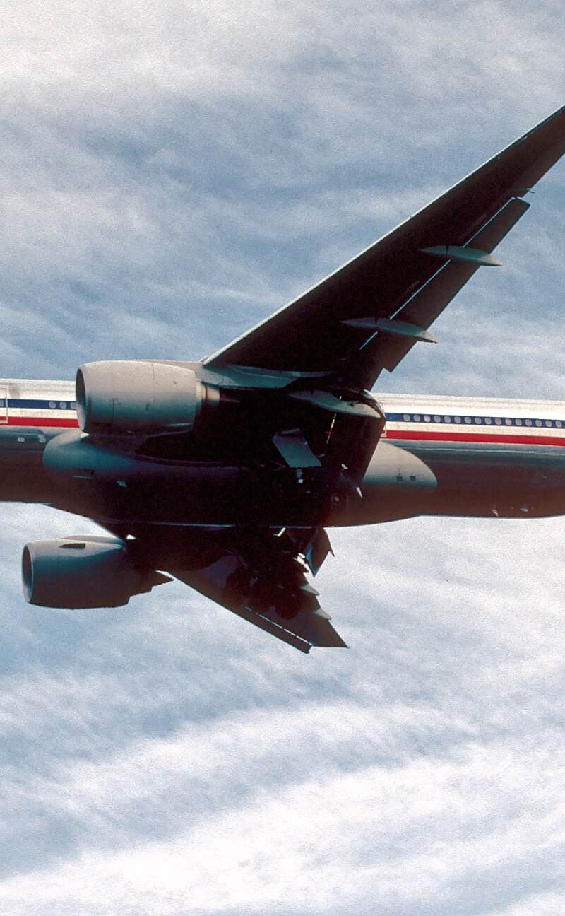 N757AN - Twin-engine aircraft