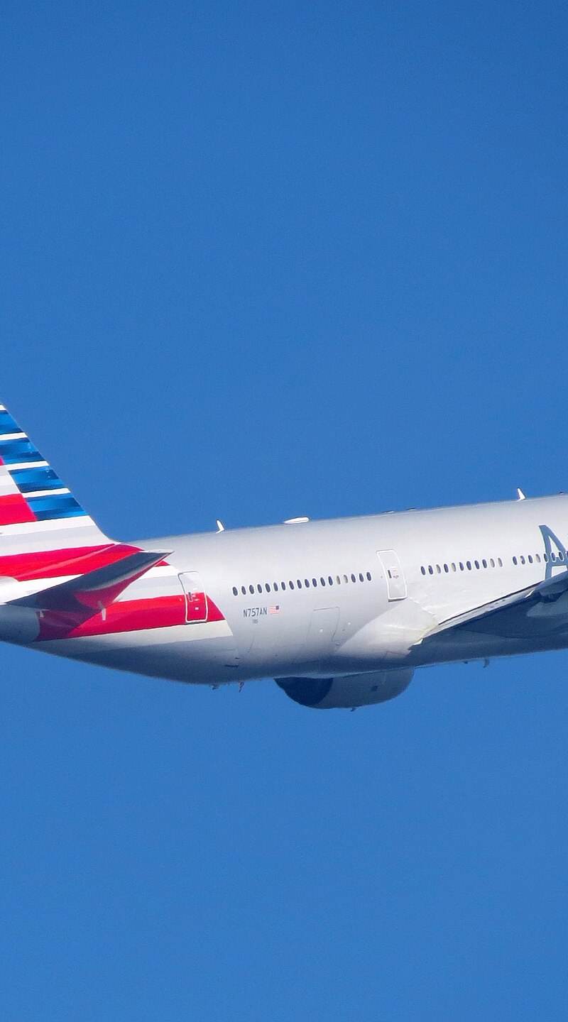 N757AN - Twin-engine aircraft