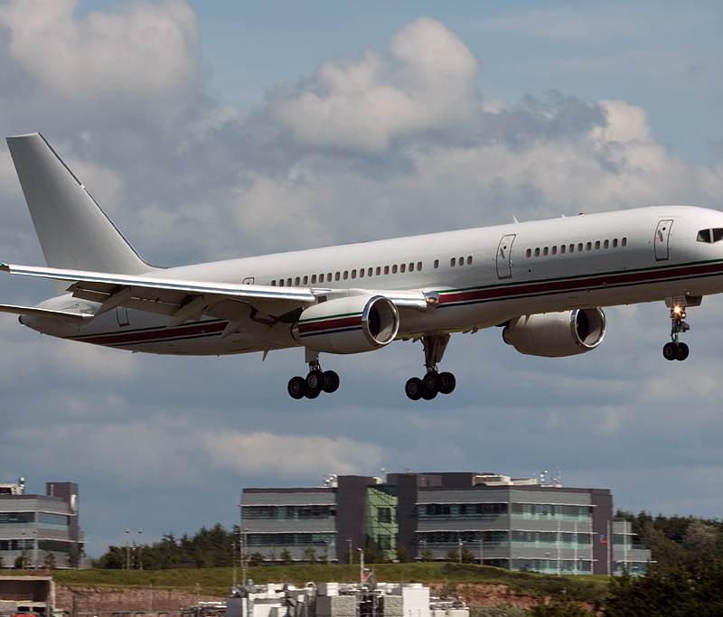 N757SS - Boeing