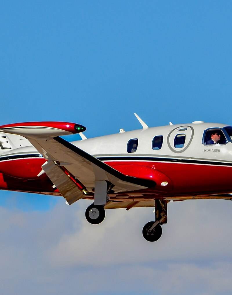 N80NE - Business jet