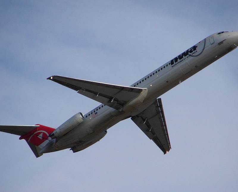 N765NC - Douglas