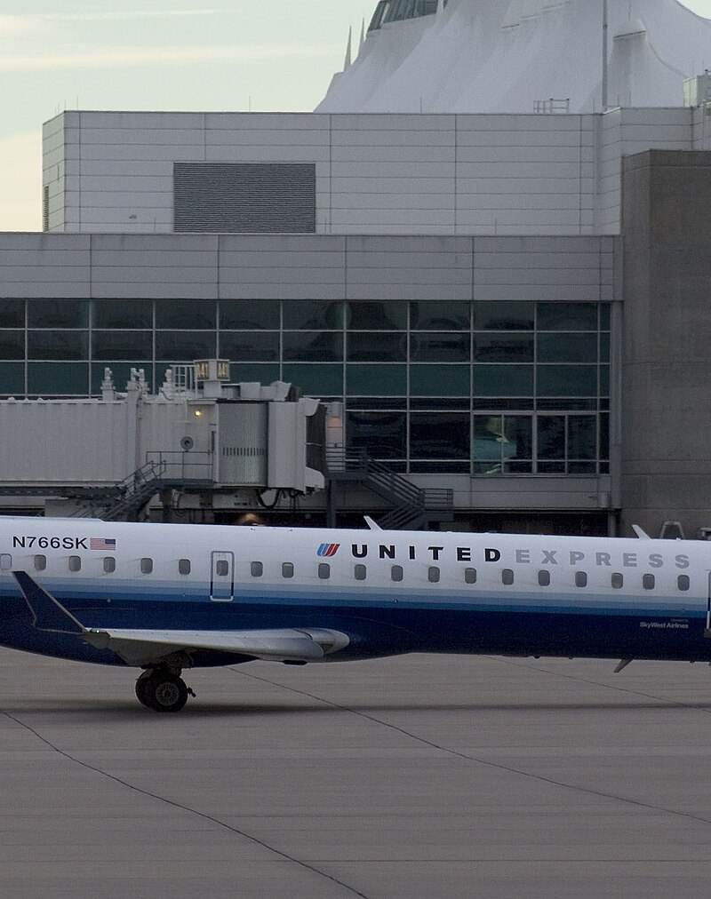 N766SK - Bombardier