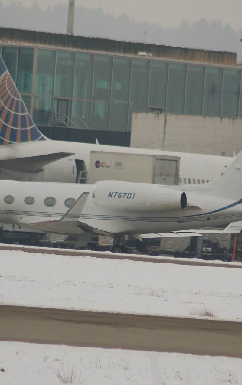N767DT - Business jet