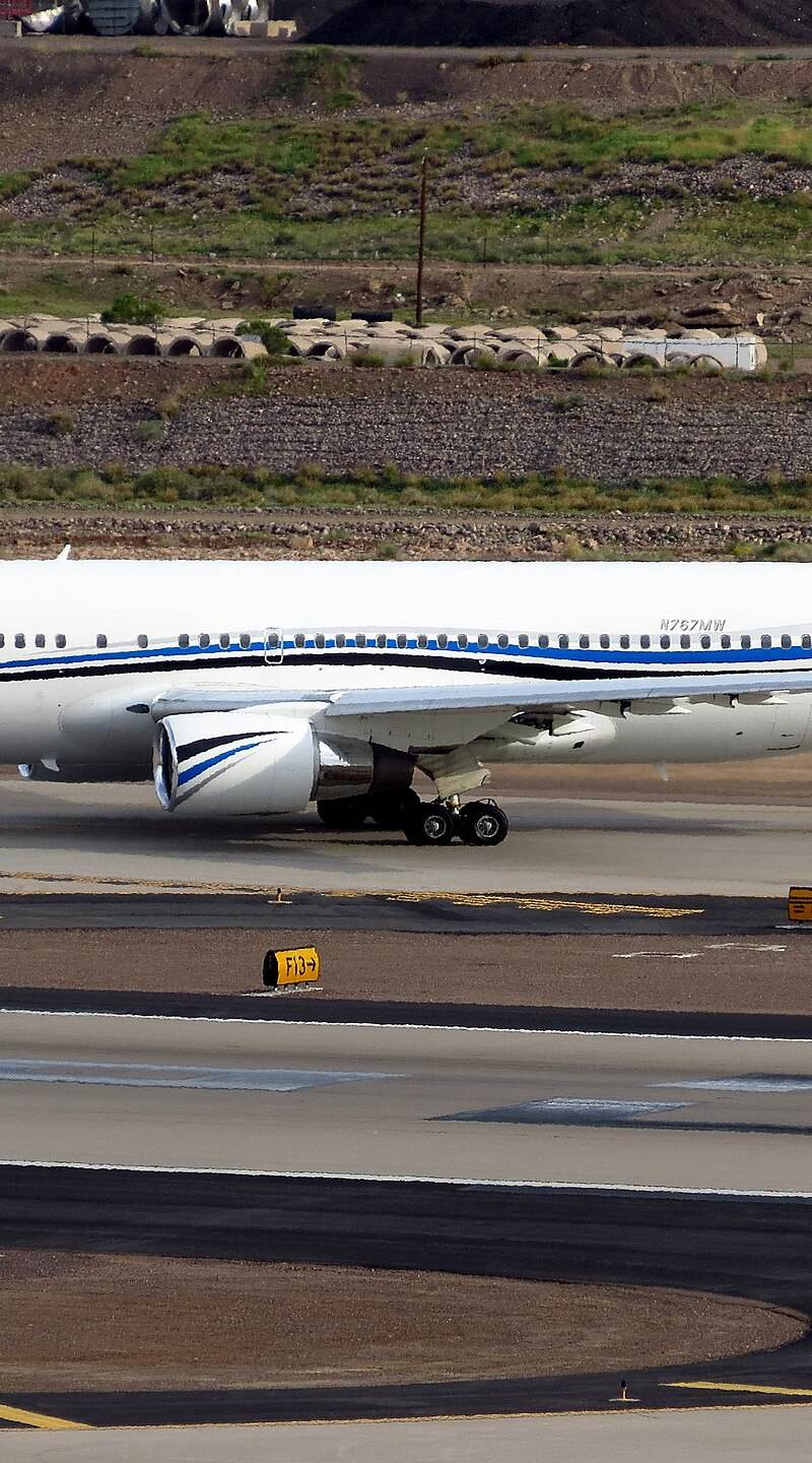 N767MW - Boeing
