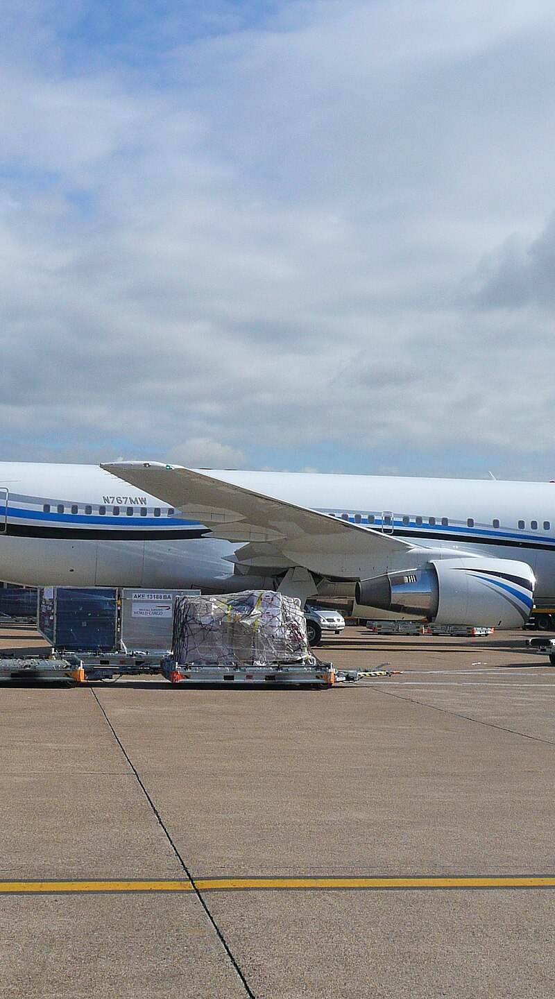 N767MW - Boeing