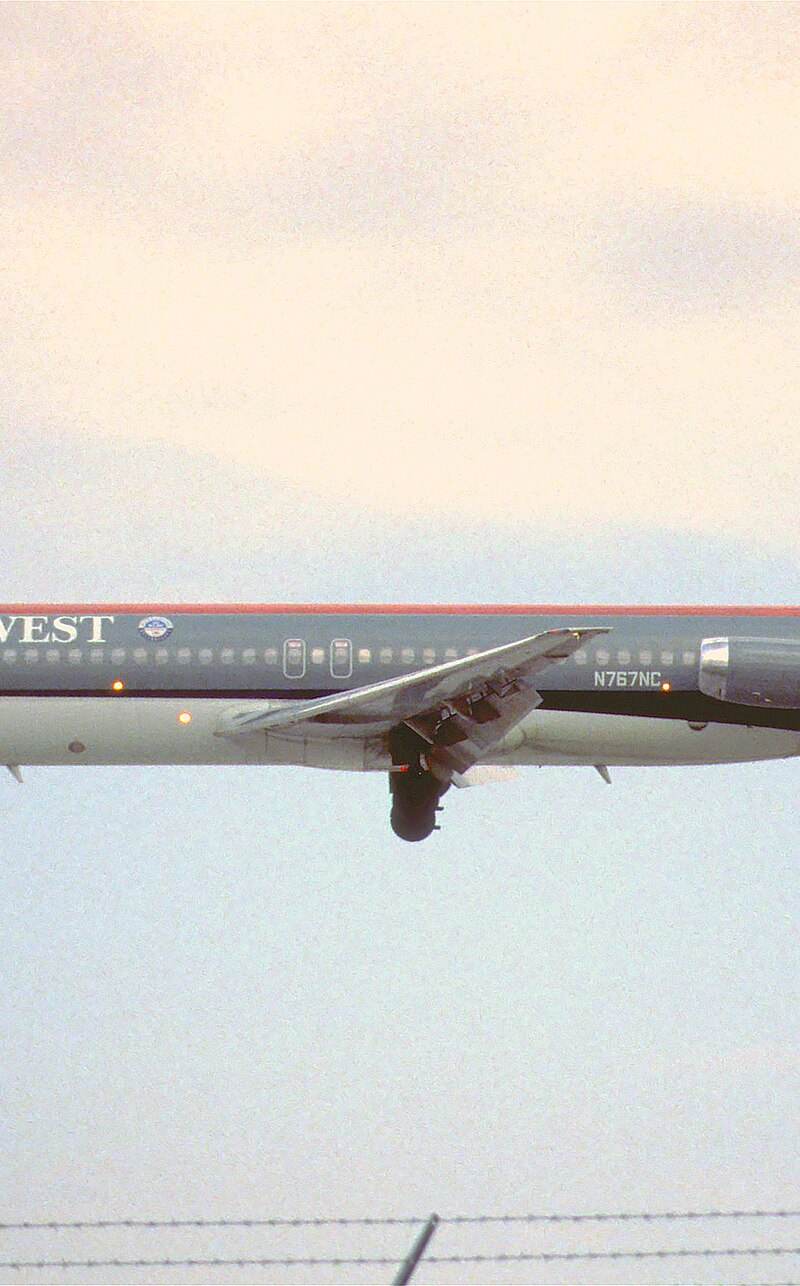 N767NC - Douglas
