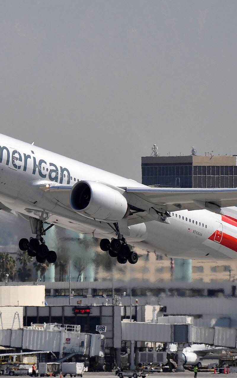 N768AA - Boeing