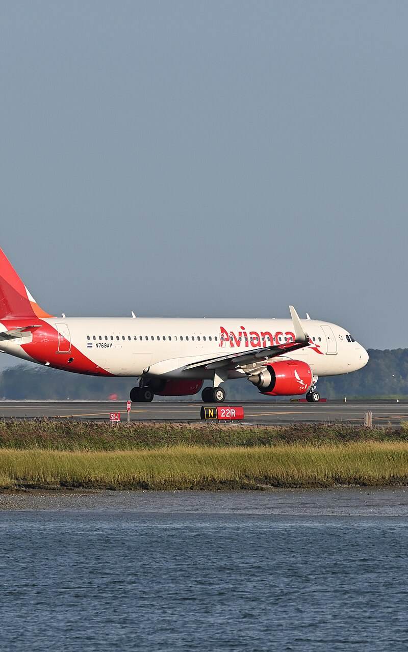 N769AV - Airbus