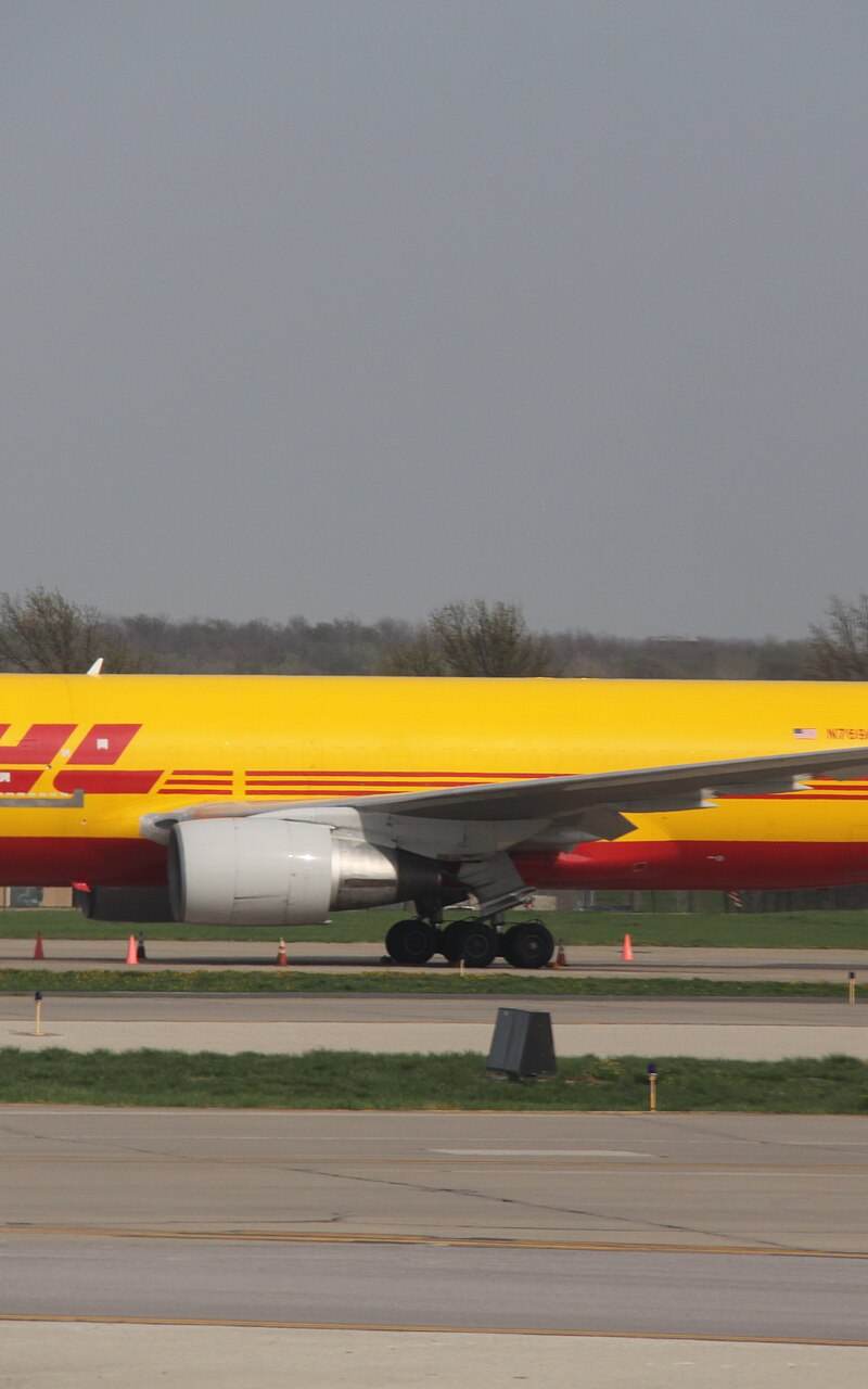 N769AX - Twin-engine aircraft