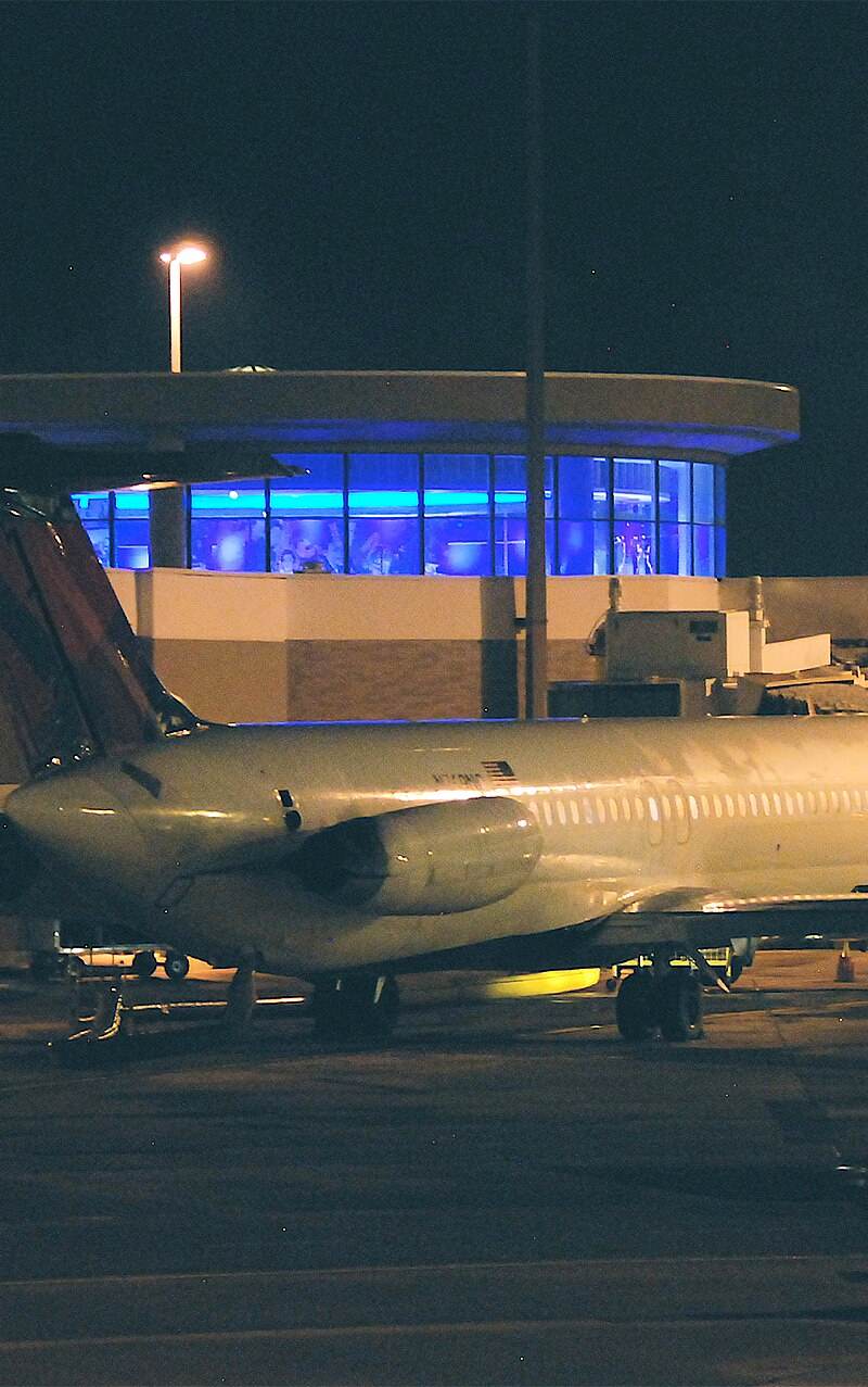 N769NC - Twin-engine aircraft