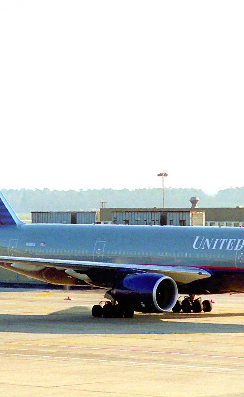 N769UA - Boeing