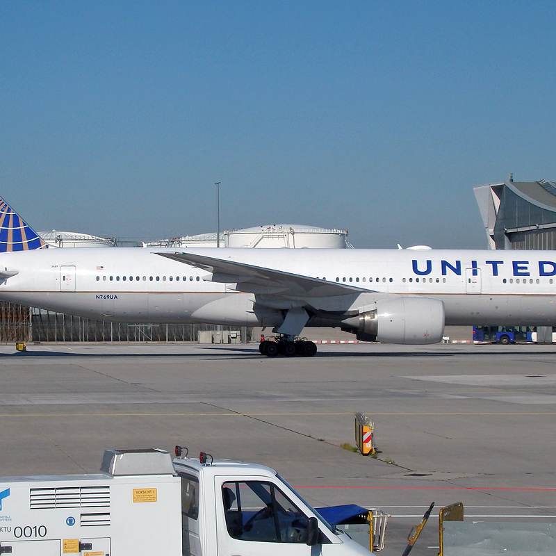 N769UA - Boeing