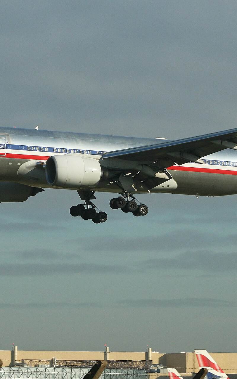 N771AN - Twin-engine aircraft