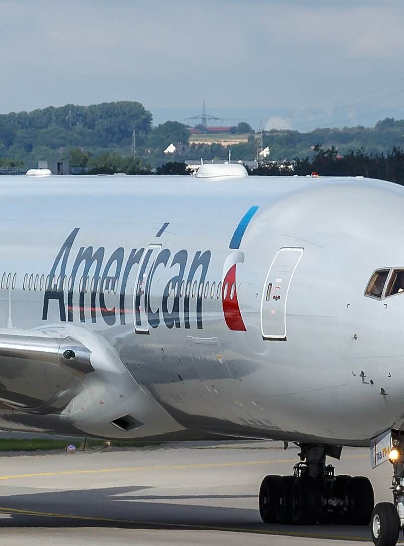 N771AN - Twin-engine aircraft