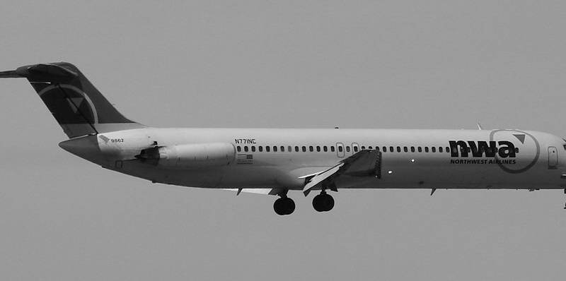 N771NC - Douglas