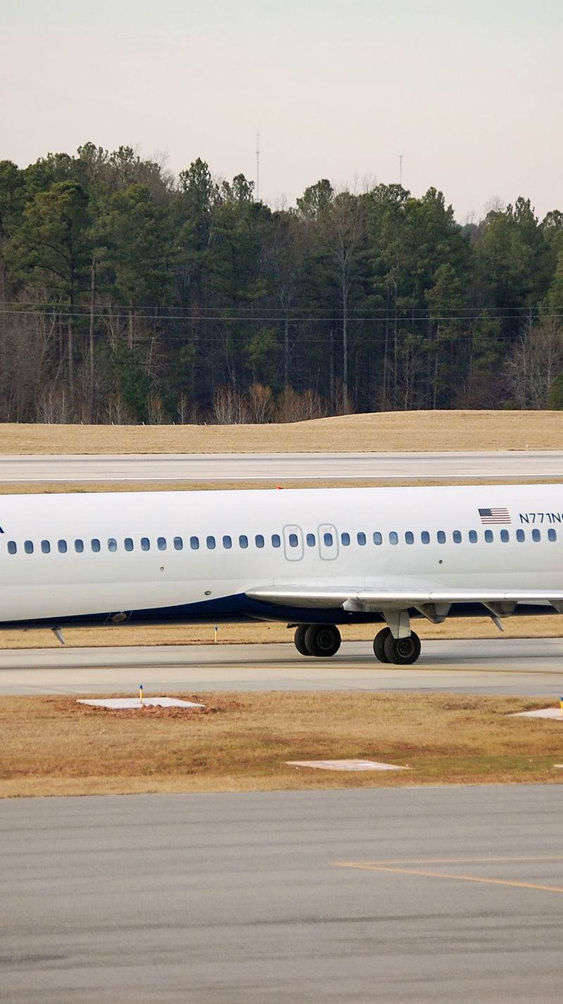 N771NC - Douglas