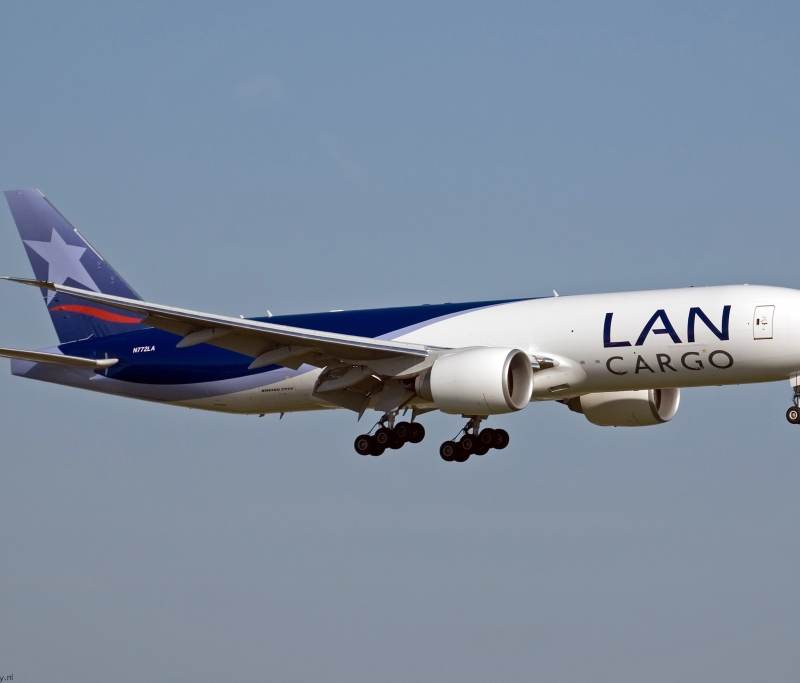 N772LA - Boeing